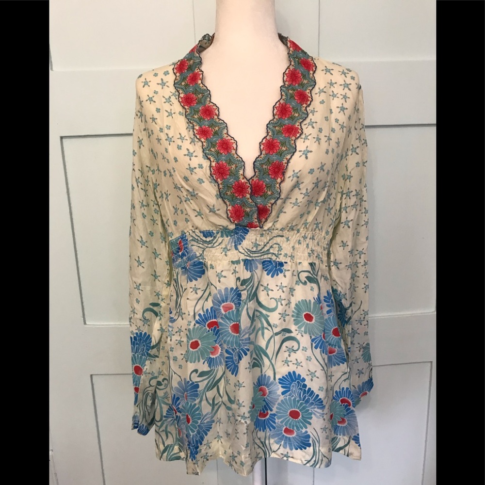 EUC Sundance 100% silk tunic/top